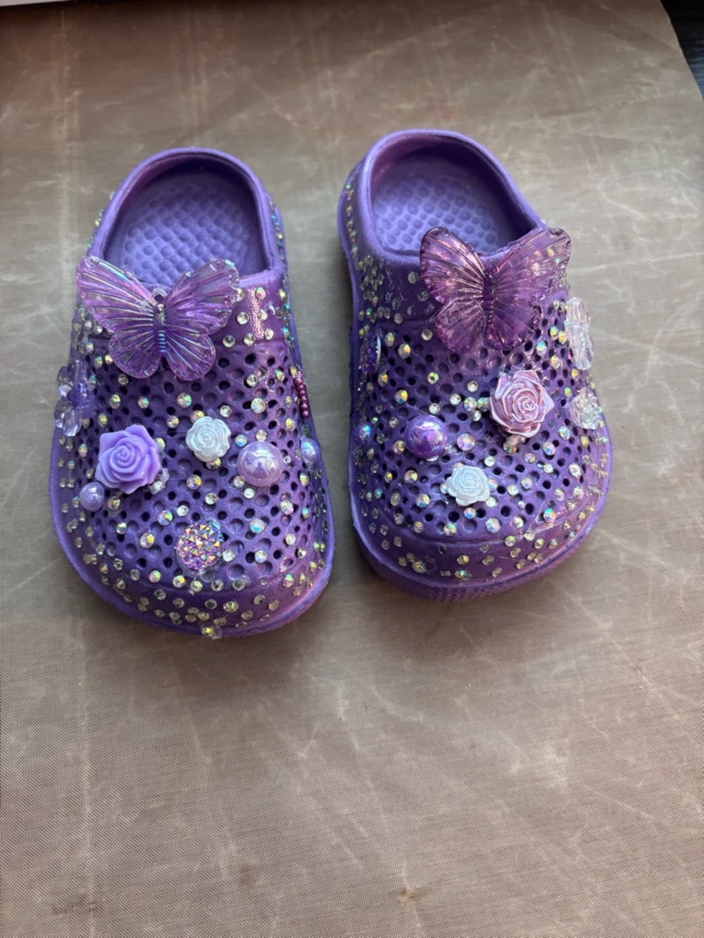 Girls Purple Butterfly-Embellished Slip-On Sandals